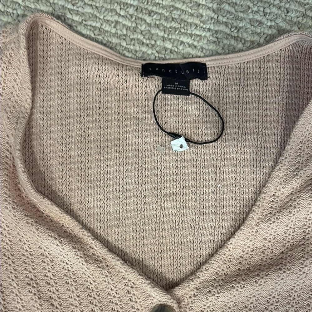 Sanctuary Blush Button-Down Knit Top nwot - Picture 3 of 3